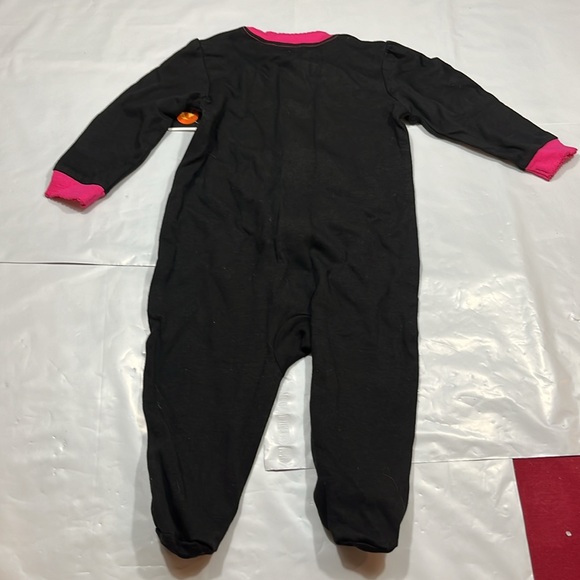Skeleton baby 6-9 months BLACK footed zip outfit, PINK SKELETON hearts, girlie - Picture 7 of 7